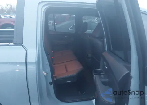 2025 Honda Ridgeline Black Edition z USA, uszkodzony, nr VIN 5FPYK3F81SB046766